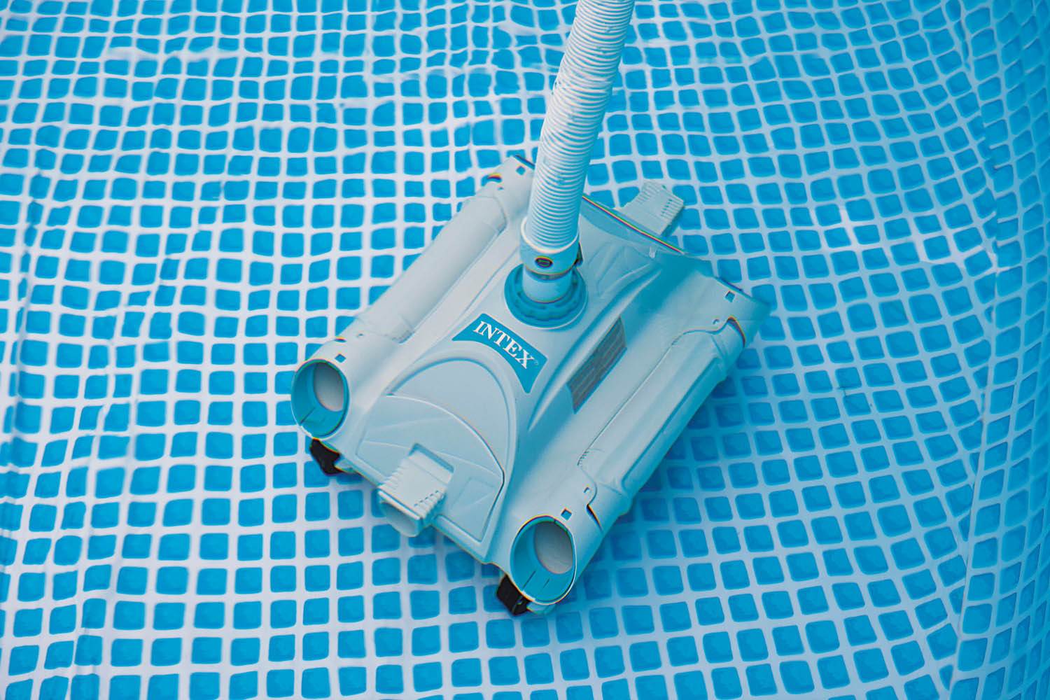 Intex Krystal Clear Saltwater Pool Chlorinator And Intex Automatic Pool Vacuum