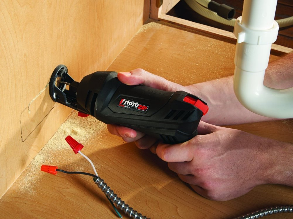 RotoZip RotoSaw 120V 5.5Amp High Speed Spiral System (Certified