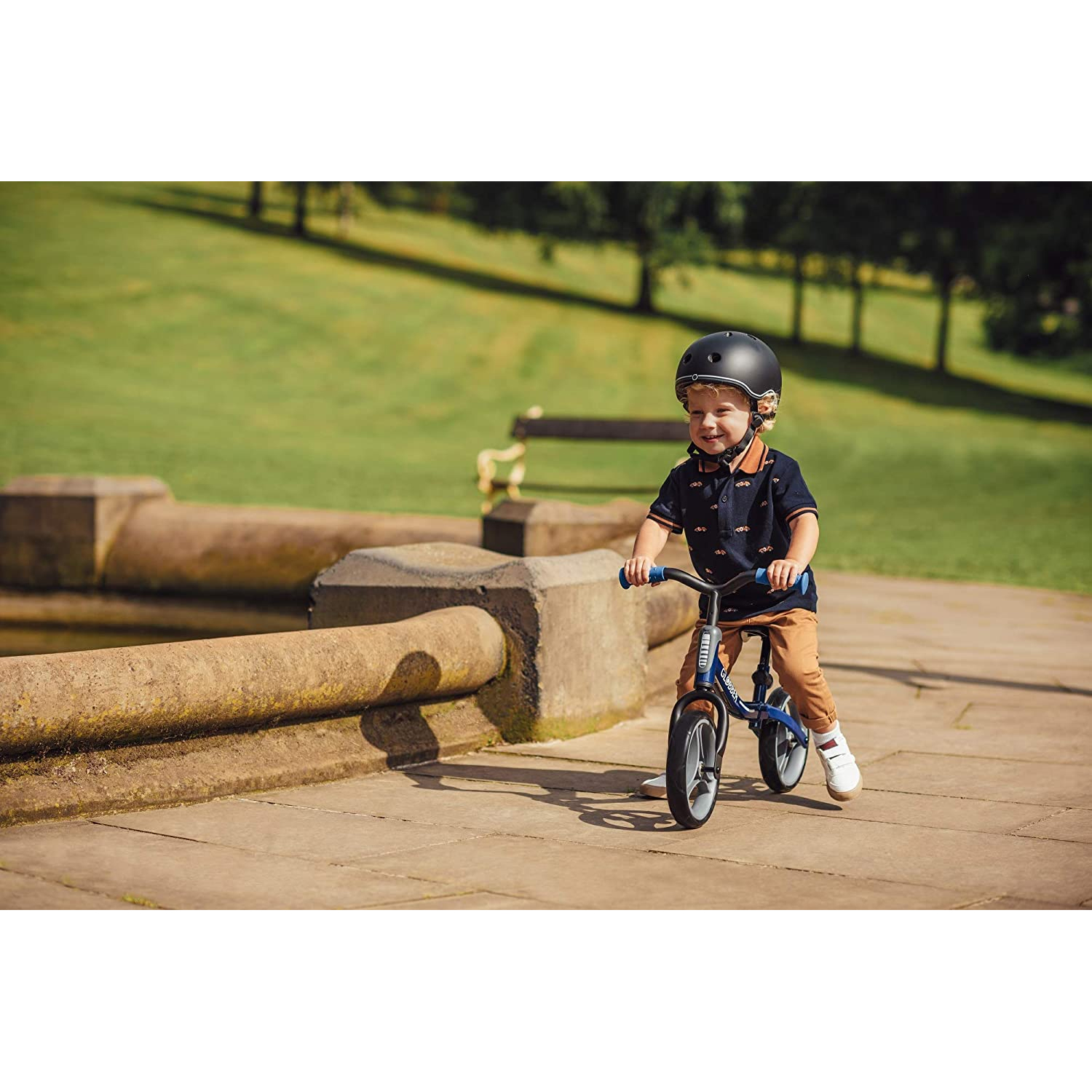 Navy Blue Globber Go Bike 610-130 Black