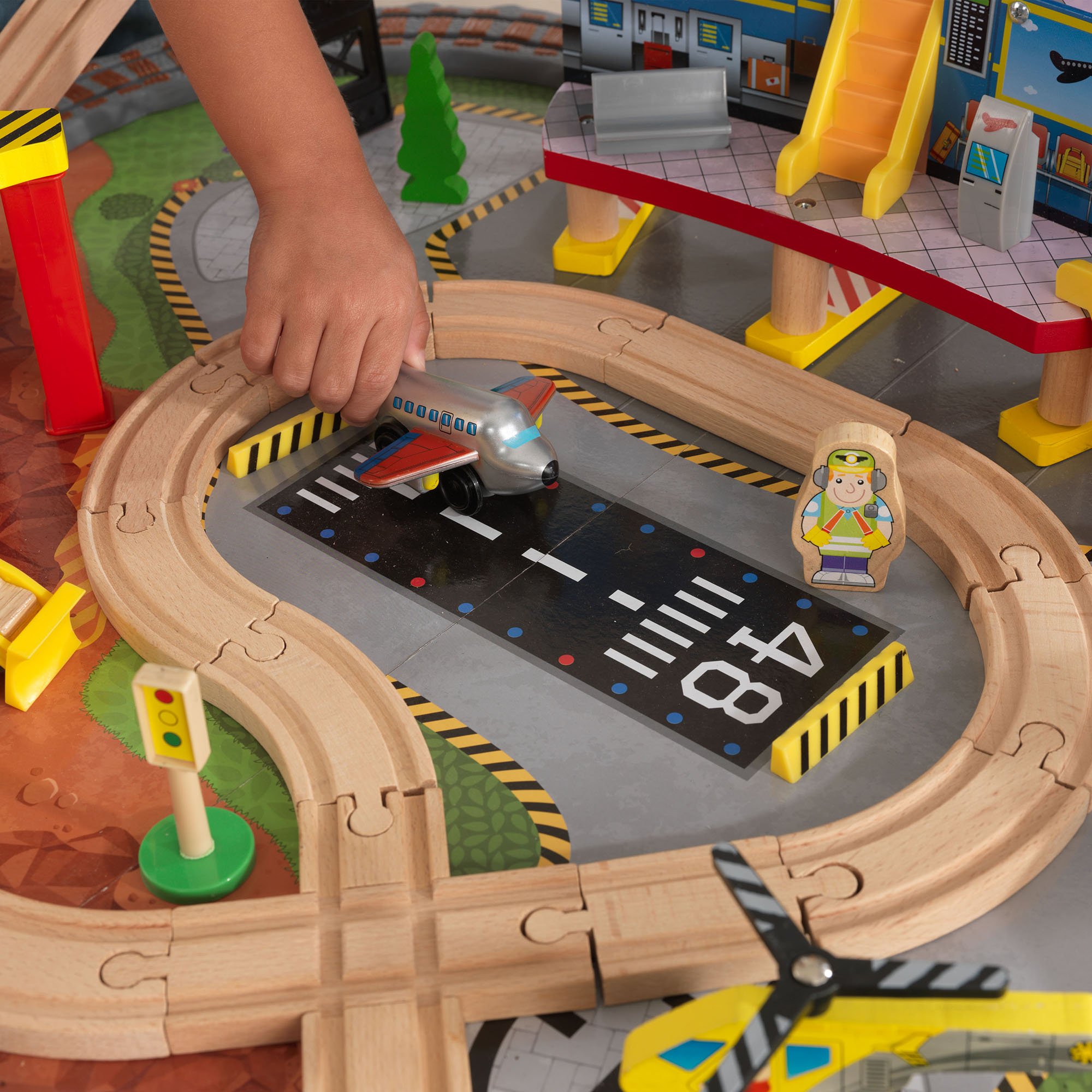 Железная дорога мальчику. Игровой набор kidkraft "транспортный хаб". Игровой набор kidkraft "горный тоннель" (Waterfall Junction Train Set & Table). Кидкрафт железная дорога. Игровой набор kidkraft "горный тоннель".