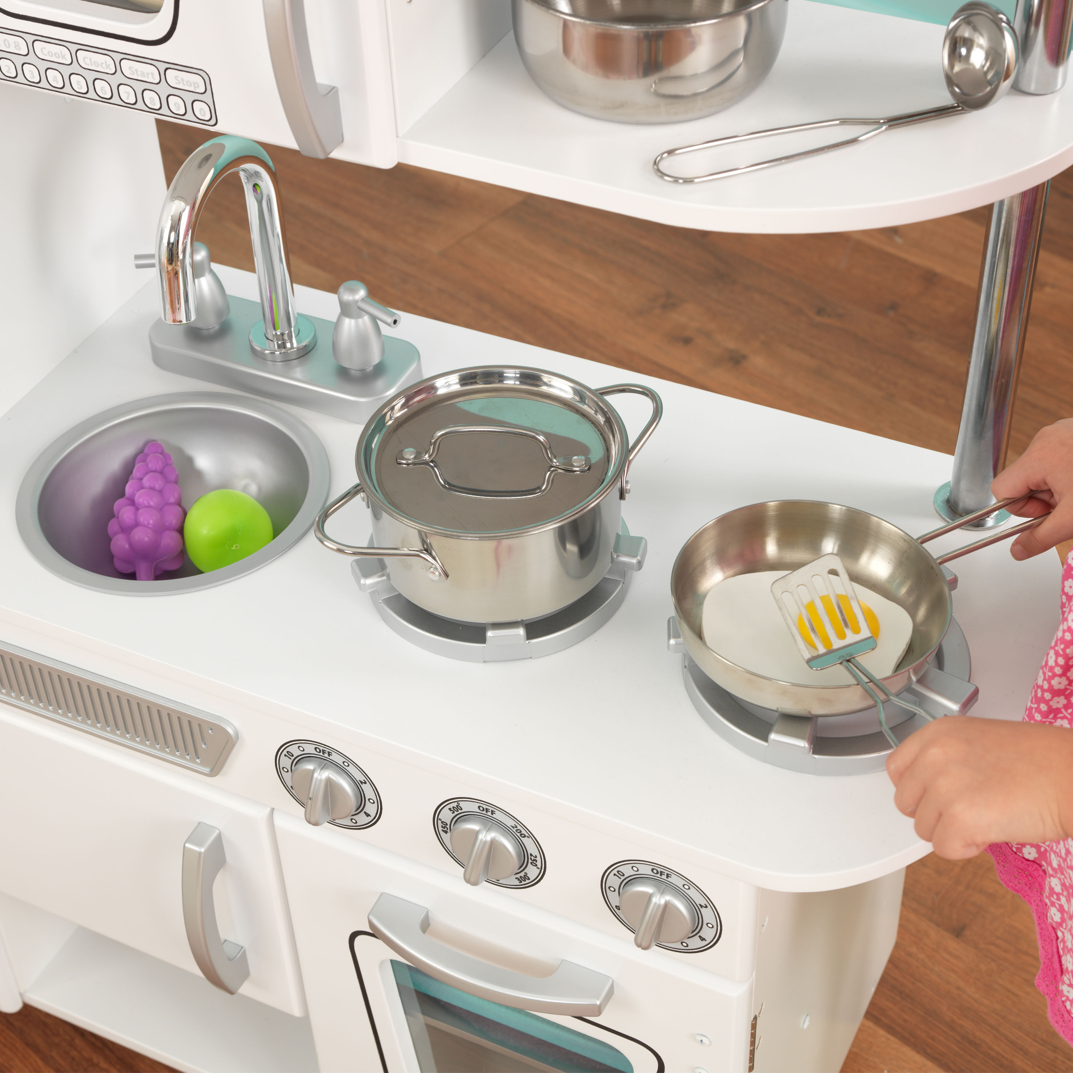 kidkraft vintage kitchen white