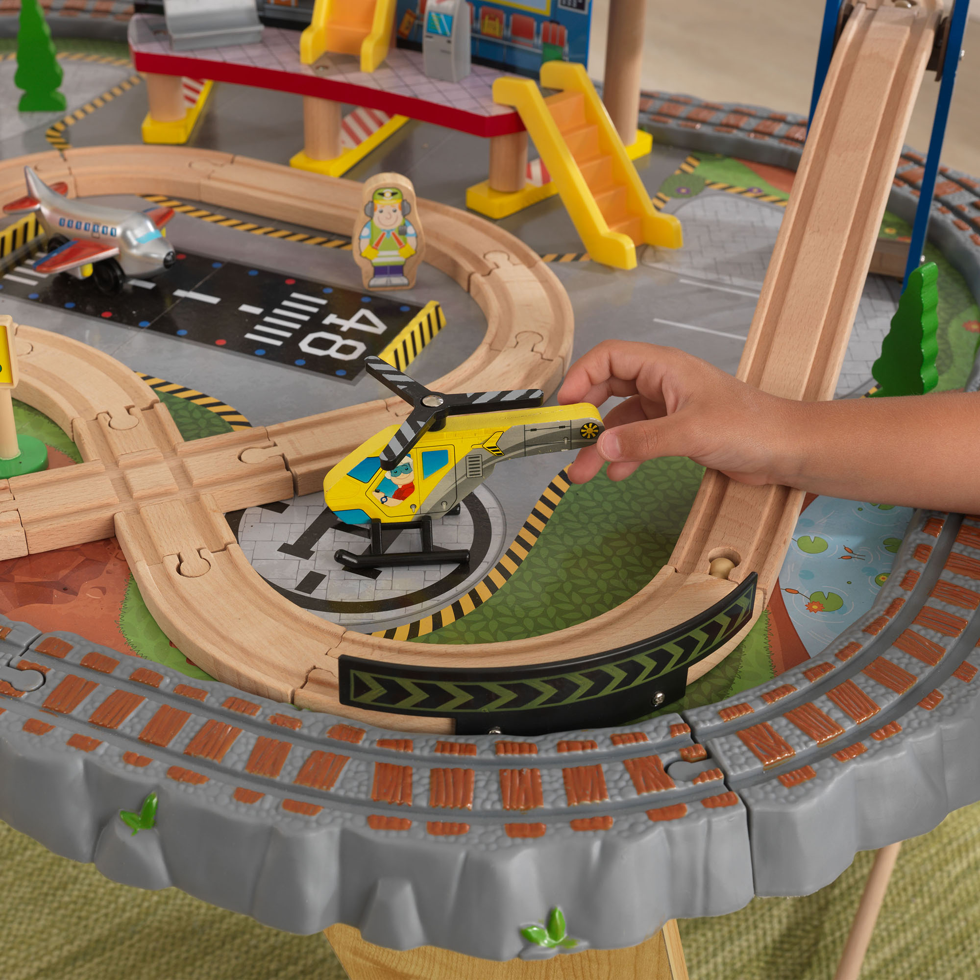 игровой набор kidkraft "транспортный хаб". брио игрушки железная дорога. железная дорога deluxe train set. кидкрафт железная дорога со столом. железная дорога кидкрафт kidkraft.