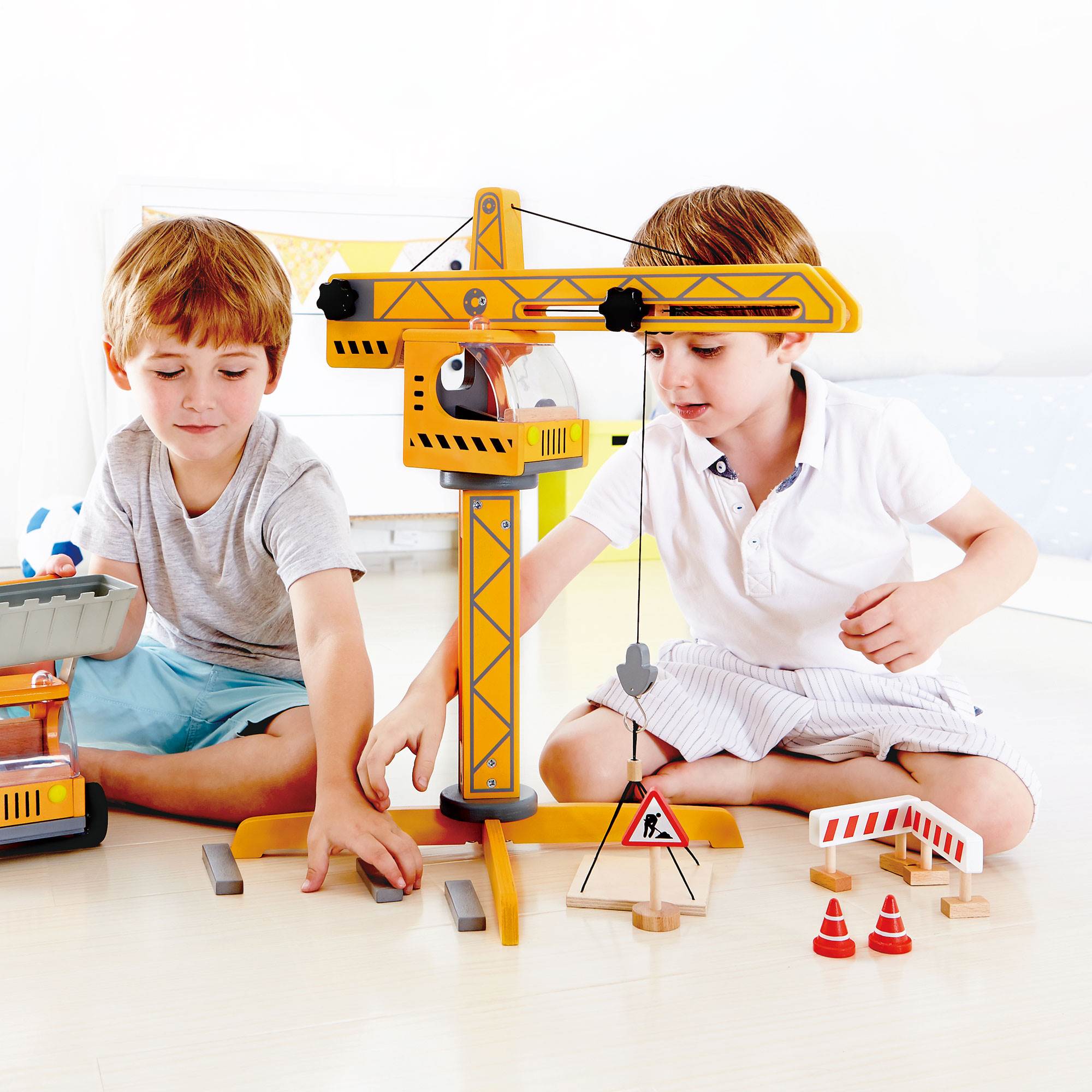 hape crane set