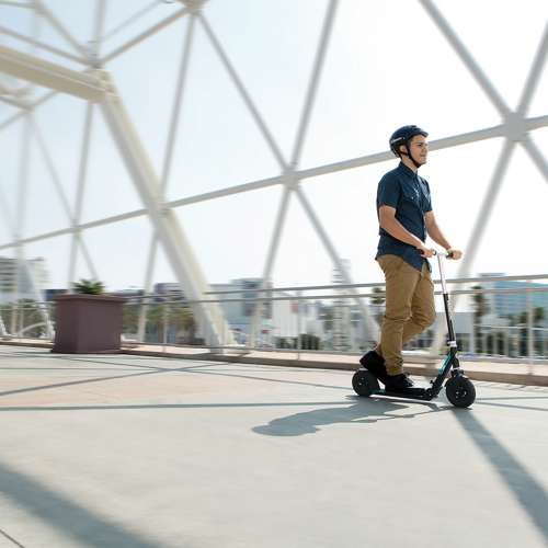Razor A5 Air All Terrain Adjustable Urban Commute Kick Scooter, Black (Used)