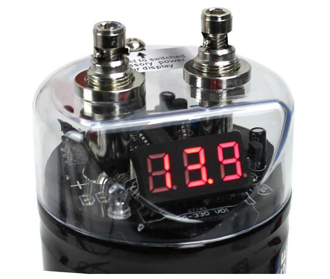 CPBK2 + BGE4RB Boss CPBK2 2.0 Farad Led Digital Capacitor Cap with 4 Gauge Amp Kit
