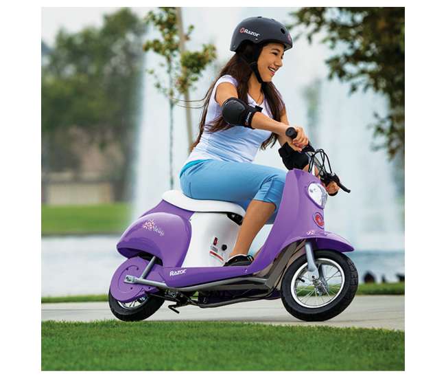 15130661 + 97778 + 96785 Razor Pocket Mod Betty Kids Electric Motor Scooter with Knee Pads