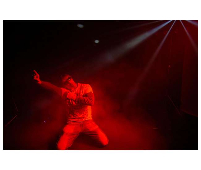 H1600 + H700 + FJU CHAUVET DJ Hurricane 1600 Fog Machine + Hurricane H700 Fog Machine + Fog Juice
