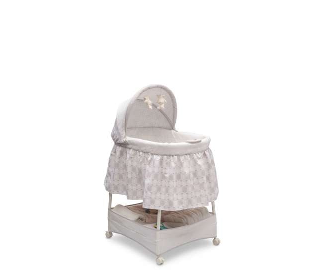 delta gliding bassinet 27202