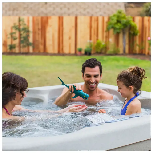 Aquaterra Benicia PlugIn 4Person Hot Tub Spa (Certified Refurbished