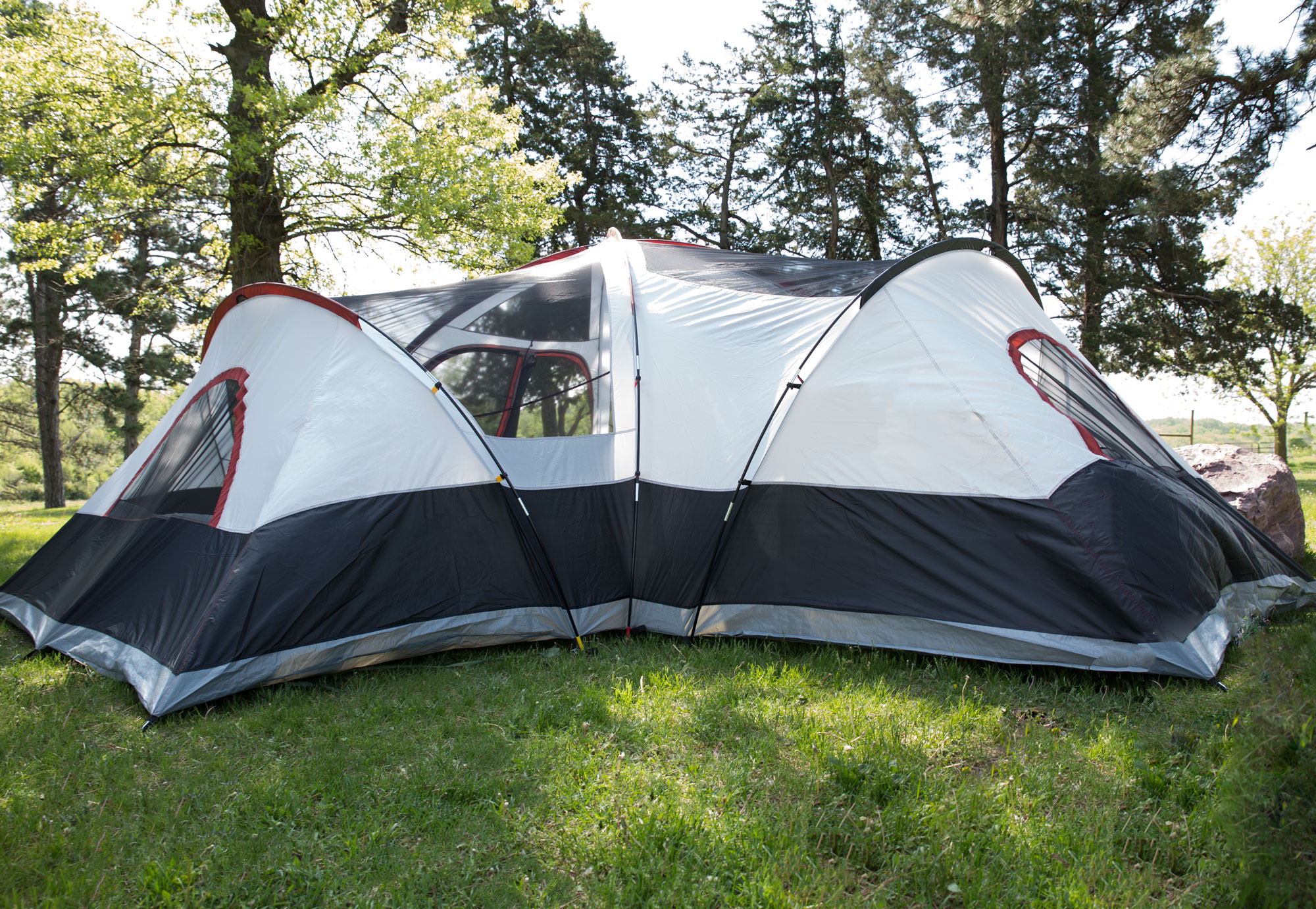 Tahoe Gear Manitoba 14 Person Family Outdoor Camping Tent w Rainfly