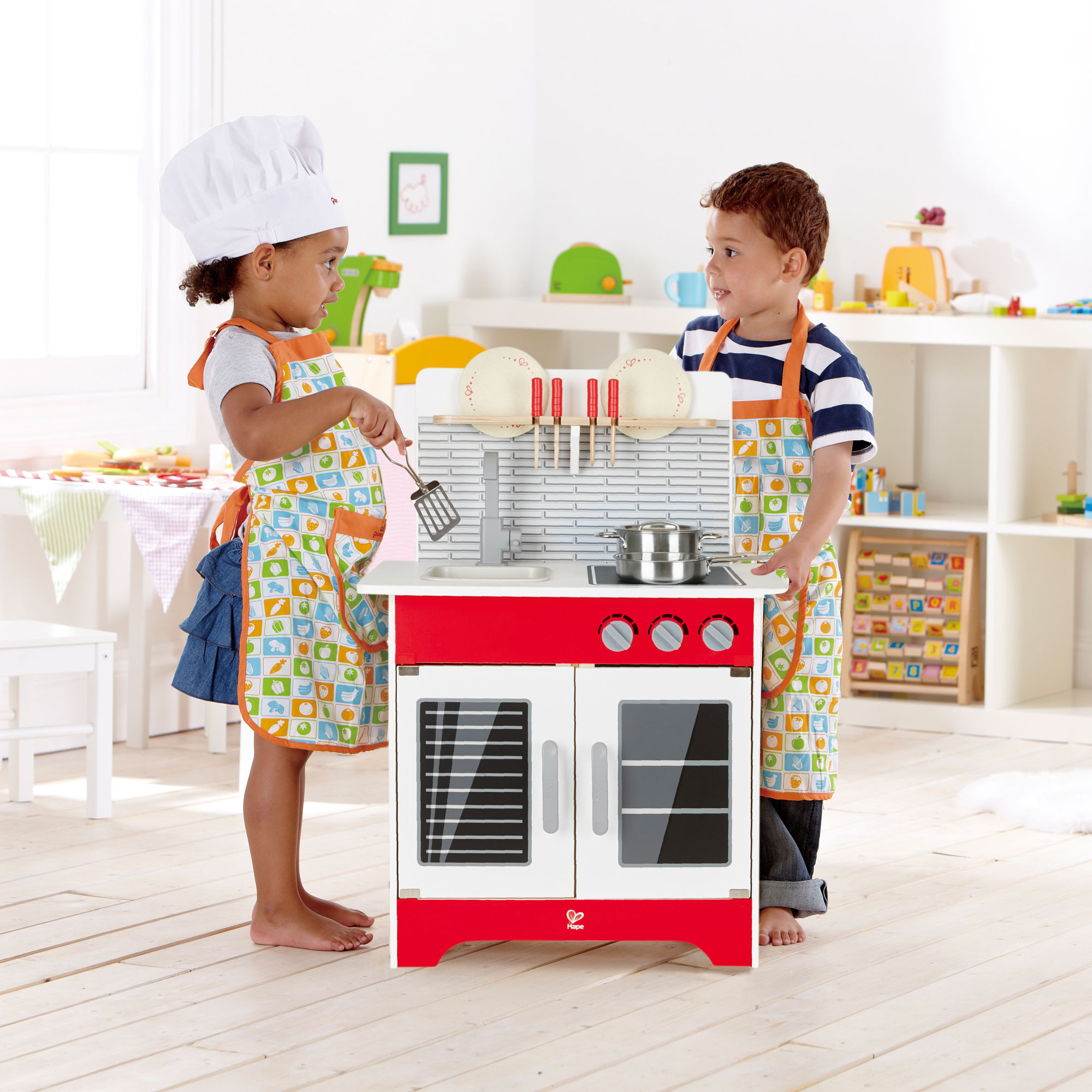  Hape  Wooden City Cafe Pretend Cooking Play Kitchen  Set  