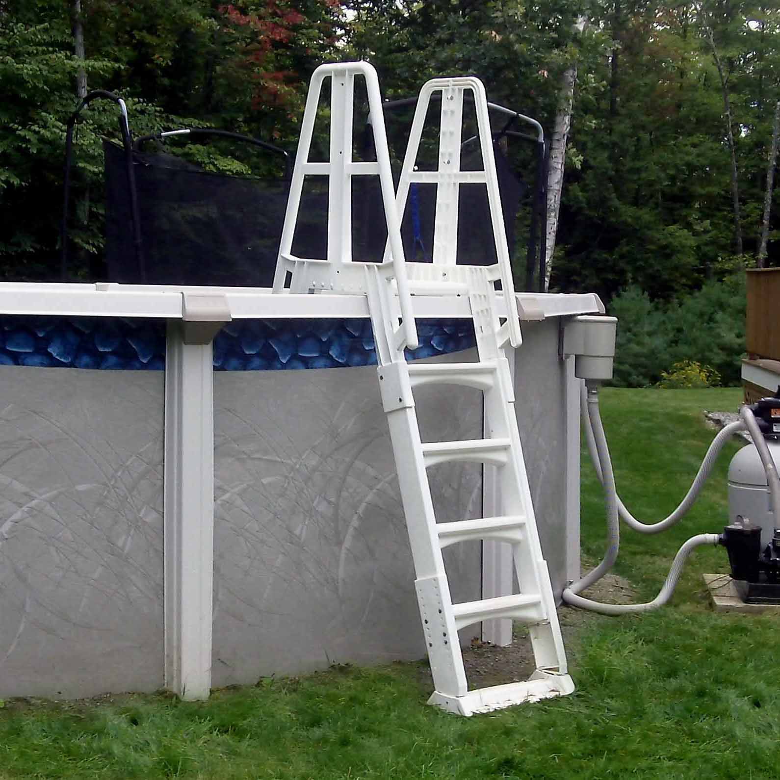 Vinyl Works A Frame Ladder with Barrier for Swimming Pools 48 to 56" Tall, White