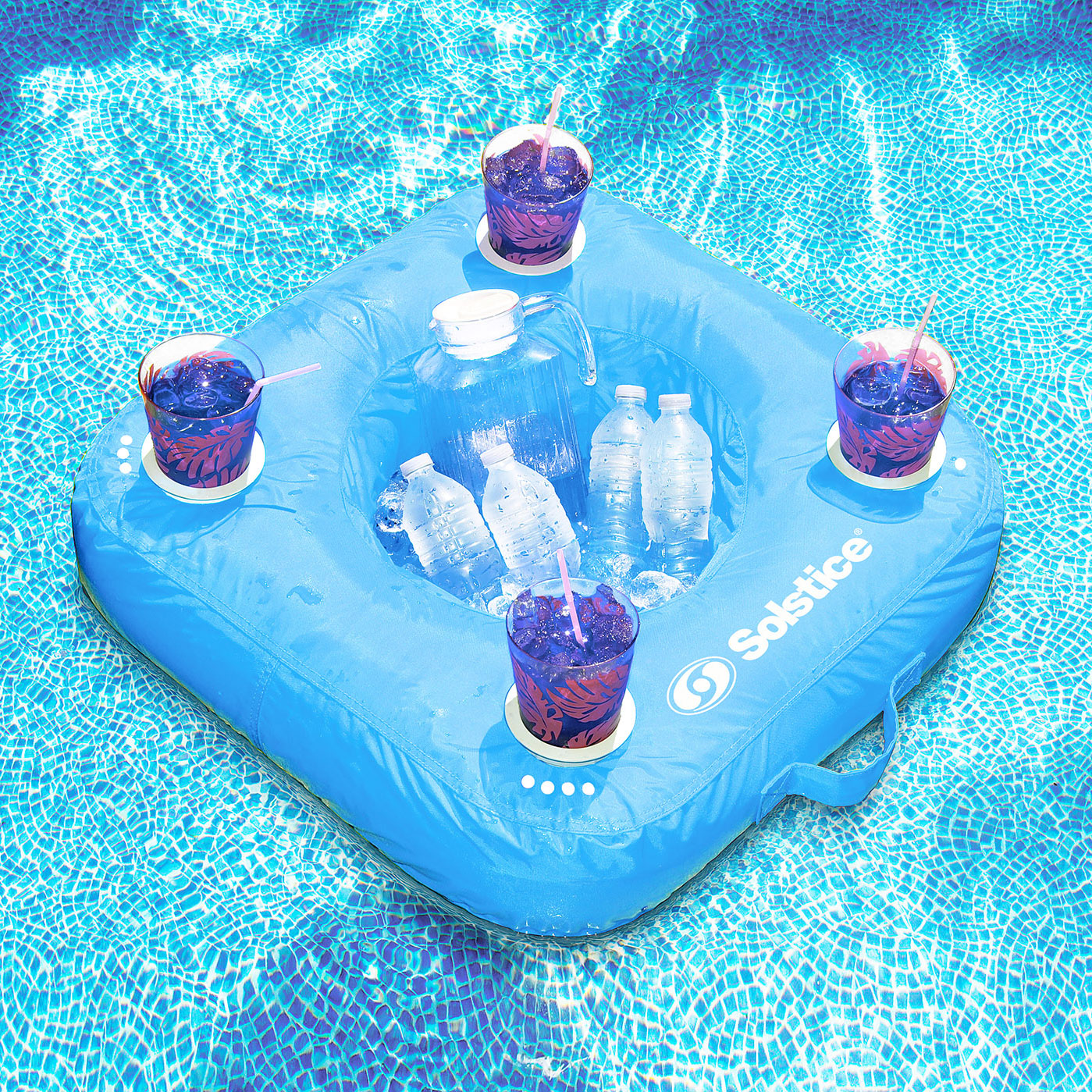 pool float drink